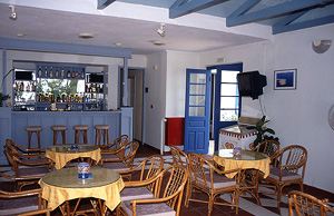 NIKIANA LEFKADA Photo of the Bar CLICK TO ENLARGE