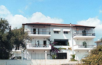 DIGENIS STUDIOS  ACCOMMODATION IN  Ligia LEFKADA IONIAN ISLANDS