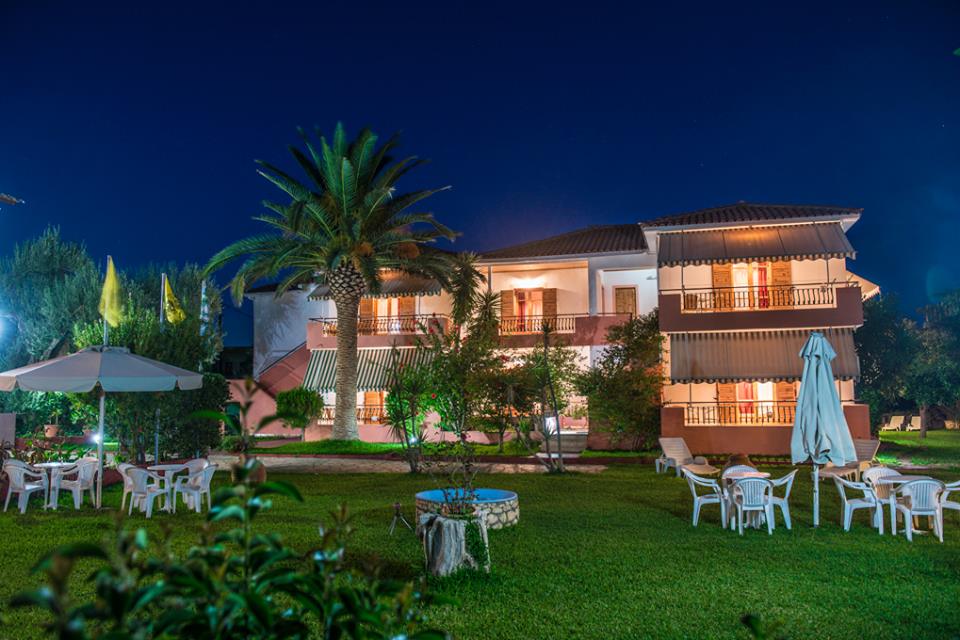 Lounge Image Alexaria Holidays Apartments Agios Ioannis Lefkada CLICK TO ENLARGE