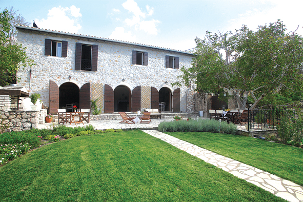 MELI TRADITIONAL HOUSE IN  Dragano LEFKADA IONIAN ISLANDS